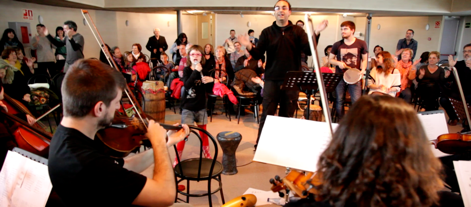 Evento de una terapia musical. Imagen cedida por CEM Maria Grever